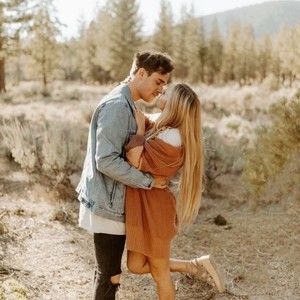 Meet your Posher, Leona